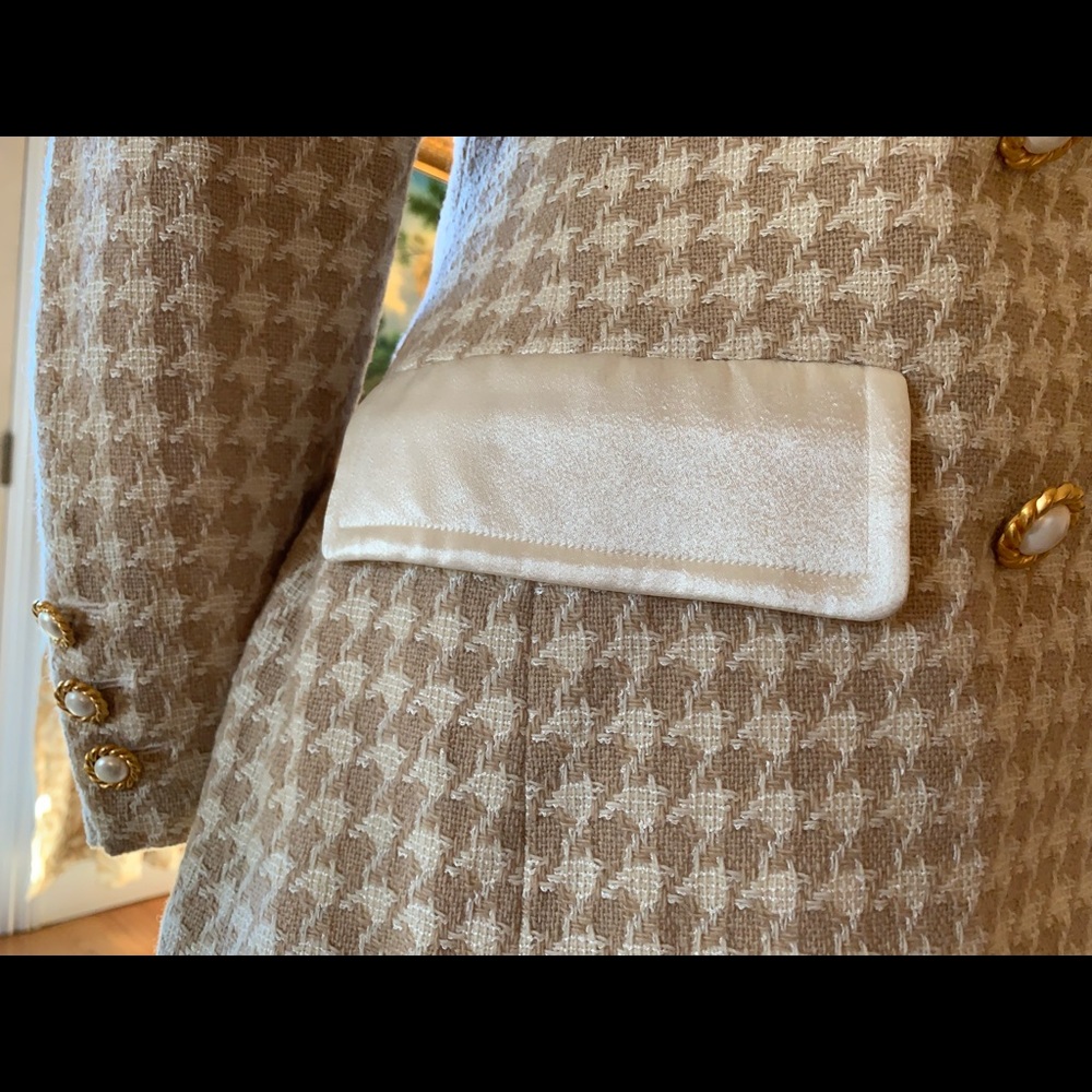 Jacket - Picture 5 of 5